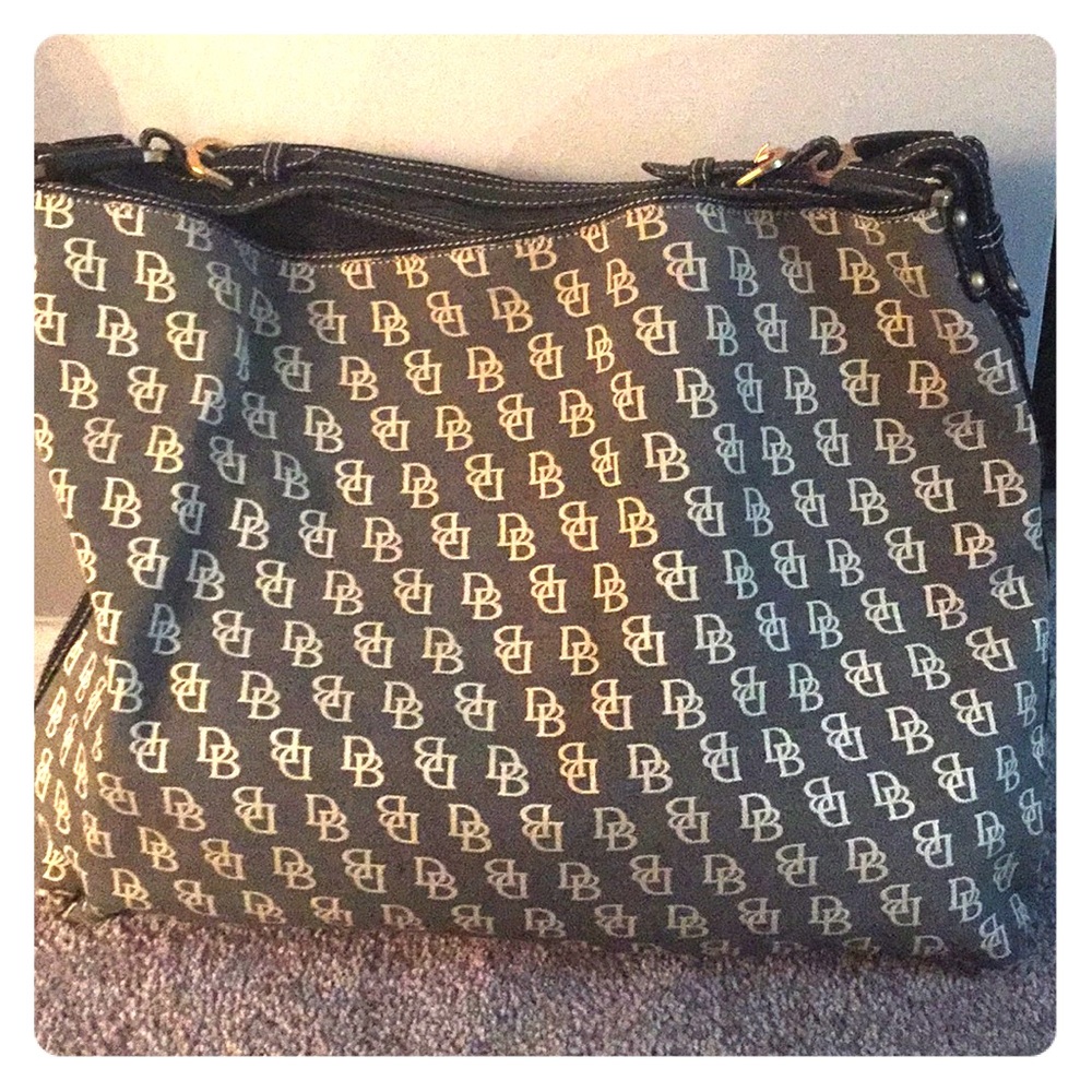 Large Dooney & Bourke Bag